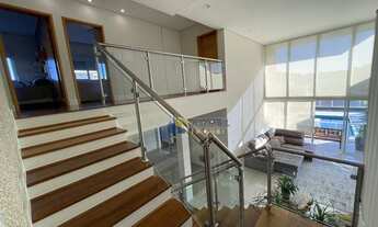 Imagem 7: Sobrado Ensolarado com 4 Suítes, Sala com Pé Direito Duplo, Piscina, Área Gourmet Integrad