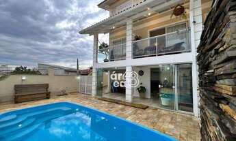 Imagem: Magnífica Casa com 3 dormitórios à venda