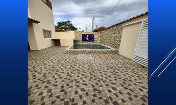 Imagem 2: Sobrado com amplo quintal e piscina em Itanhaém