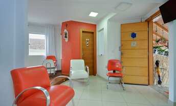 Imagem 5: Excelente sobrado a venda com 212 m², com 3 quartos sendo 2 suítes, no Uberaba - Curitiba