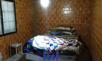 Imagem 6: Casa com espaço de terreno em Praia de leste