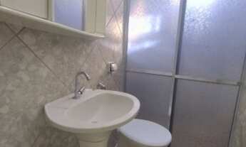 Imagem 5: Casa Geminada com Varanda e Área no Grã Duquesa