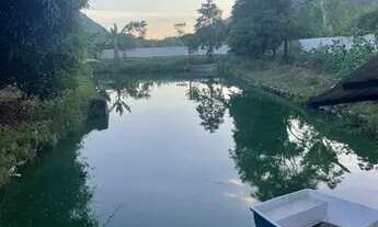 Imagem 2: Sítio em Rio bonito (via Lagos) Porteira fechada