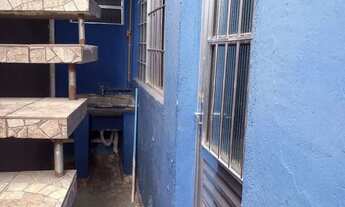 Imagem 2: Alugo casa com 2 cômodos