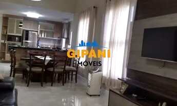 Imagem 3: Excelente Casa de 03 Dormitórios Com Armários Em Condomínio Fechado