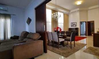 Imagem 7: Casa de condomínio para venda possui 254 metros quadrados com 3 quartos