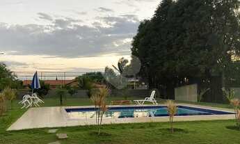 Imagem 4: Sobrado com arquitetura moderna