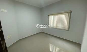 Imagem 4: Casa com 3 quartos para alugar no bairro Granada