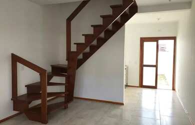 Imagem 2: Alugo casa c/ 2 suítes e pátio privativo