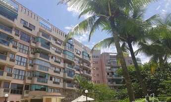 Imagem 3: Quatro Paredes vende - Ocean Drive na Barra da Tijuca - Cobertura duplex em frente a praia