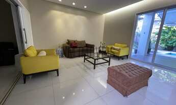 Imagem 3: Casa de condomínio sobrado para venda possui 390 metros quadrados com 4 quartos