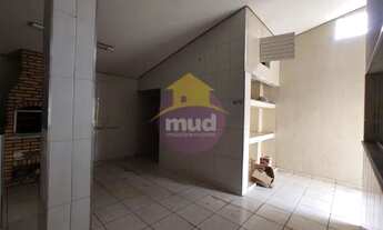 Imagem: Casa em rua publica