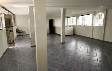 Imagem 3: Apartamento 2 dorm - estacionamento - frente ao forum - Quadra Central