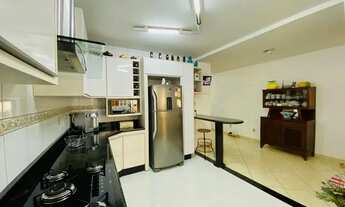 Imagem 3: Casa Sobrado a venda 03 quartos no Jardim América, próximo da Praça Nova Suíça, T63