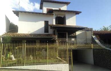 Imagem 2: Casa Duplex para Venda em Sabará, Ana Lúcia, 4 dormitórios, 1 suíte, 4 banheiros, 4 vagas