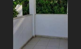 Imagem 5: Casa de condomínio para venda tem 270 metros quadrados com 4 quartos