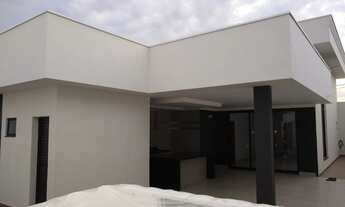 Imagem 5: Casa de condomínio para venda possui 200 metros quadrados com 3 quartos