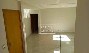 Imagem: Casa com 2 suítes à venda, 255 m² por