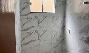 Imagem 7: Casa com Ótimo Acabamento Interno, 3 Quartos e Área Gramada Ampla