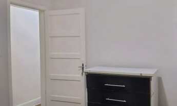 Imagem 4: Alugo um quarto Quarto com aluguel por R$700 /mês