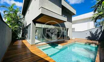 Imagem: Sobrado com 4 suítes, home cinema e piscina