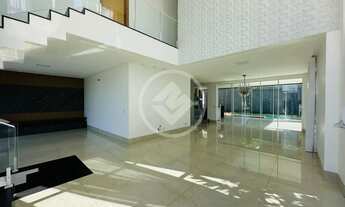 Imagem 2: Sobrado com 4 suítes, home cinema e piscina aquecida no Condomínio do Lago. codigo: 121101