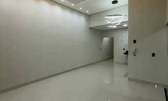 Imagem 3: Ótima Casa á Venda com 3 Dormitórios sendo 3 suítes e uma plena, excelente localização