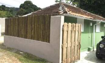 Imagem 4: Casinha tipo chalé a 3 minutos da praia Barra do Sahy São Sebastião/SP