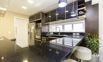 Imagem 4: Imóvel para venda possui 224 metros quadrados com 4 quartos em São Braz - Curitiba - PR