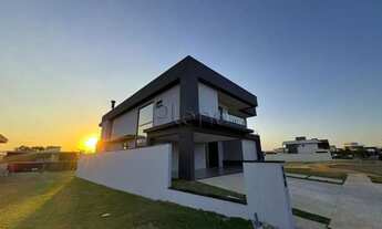 Imagem 4: Sobrado à venda em Jaguariúna, Residencial Campo Camanducaia, com 3 suítes, com 397 m²