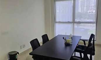 Imagem 2: Le Monde - Comercial/industrial