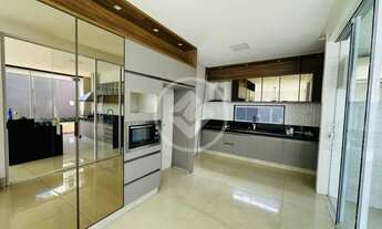 Imagem 6: Sobrado com 4 suítes, home cinema e piscina aquecida no Condomínio do Lago. codigo: 121101