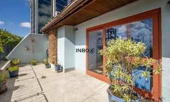 Imagem 4: Cobertura 3 dormitórios, 1 suíte, com vaga no bairro Auxiliadora P. Alegre RS