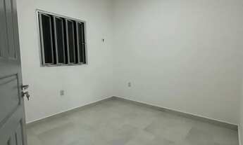Imagem 2: Apartamento compacto 2/4 sem armários em Vila segurança