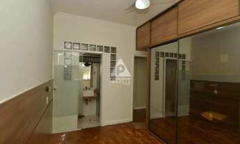 Imagem 16: Apartamento amplo com vaga, vista livre e sol da manhã a venda em Copacabana!