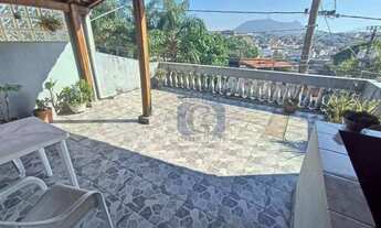 Imagem 3: Sobrado com 3 dormitórios, 2 vagas, terraço, quintal com churrasqueira à venda, 162 m² por