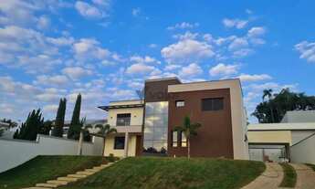 Imagem 2: Sobrado à venda e para alugar em Valinhos, Dois Córregos, com 4 suítes, com 483.43 m²