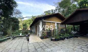 Imagem 4: Casa com 3 dormitórios à venda, 177 m² por R$ 750.000,00 - Granja Florestal - Teresópolis