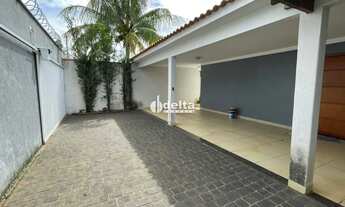 Imagem 2: Casa residencial com 3 quartos sendo 1 suíte disponível para locação no Bairro Minas Gerai