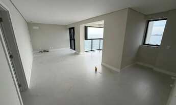 Imagem 3: Apartamento novo com vista mar disponível para locação no bairro Centro, em Penha/SC