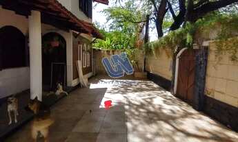 Imagem 3: Casa com 4 quartos sendo 2 suítes nascente 291m2 no Caminho das Árvores