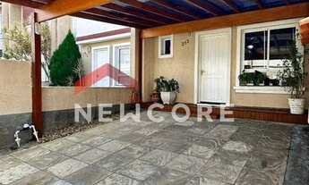 Imagem: Casa de condomínio em Avenida Obedy Cândido