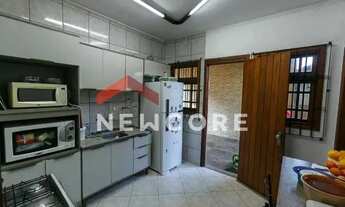 Imagem 2: Casa em Rua Doutor Egydio Michaelsen - Cavalhada - Porto Alegre/RS