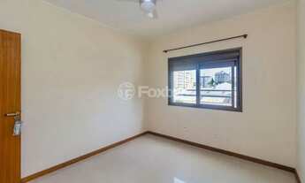 Imagem 4: Imóvel para venda possui 80 metros quadrados com 2 quartos em Passo da Areia - Porto Alegr