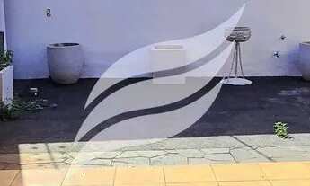 Imagem 5: Casa espaçosa com 03 quartos à venda no bairro Jardim Nova York