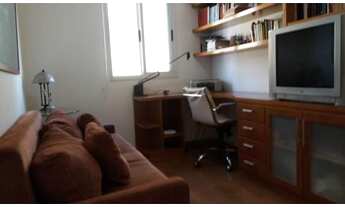 Imagem 2: Casa a Venda no Condomínio Tamboré 4 na região de Alphaville em Santana de Parnaíba, SP