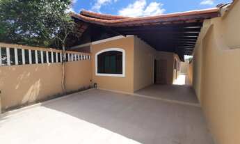 Imagem: Linda casa térrea com 03 dormitórios (um