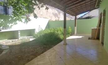 Imagem: Casa Geminada com Varanda e Área no Grã