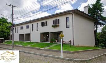 Imagem: Lindos sobrados com área total de 682,50