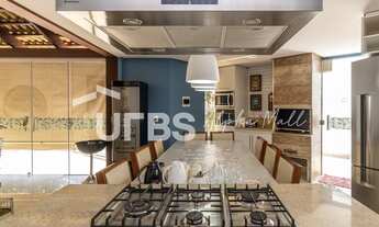 Imagem 7: Casa de condomínio sobrado para venda possui 300 metros quadrados com 4 quartos